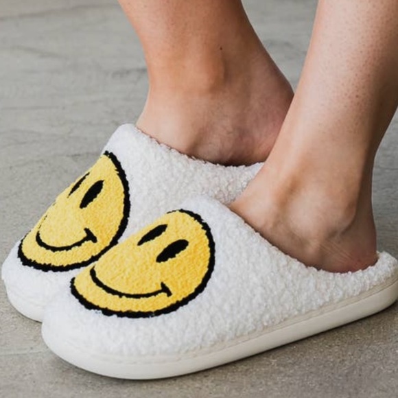 The Original Smiley Face Slippers - Picture 4 of 4